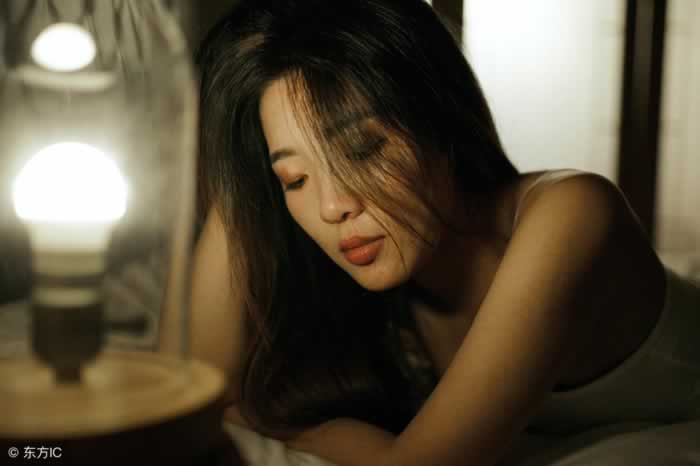 挽回中越宠男人，他越让你失望，反而这样搁置他，他才会来找你_嘉待情感