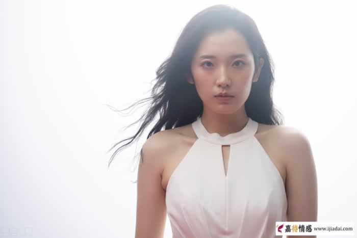 男人有没有钱，其实一眼就能看出来，3个细节装不了_嘉待情感