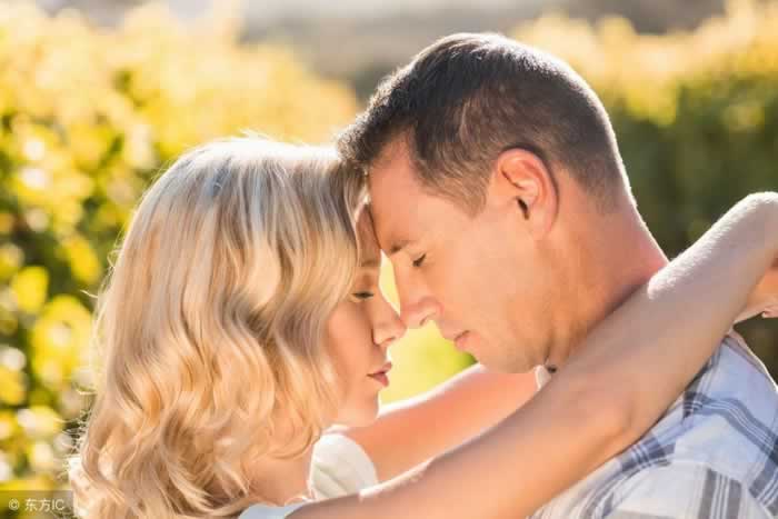 挽回爱情，正确的改变方法都在这里了！_嘉待情感