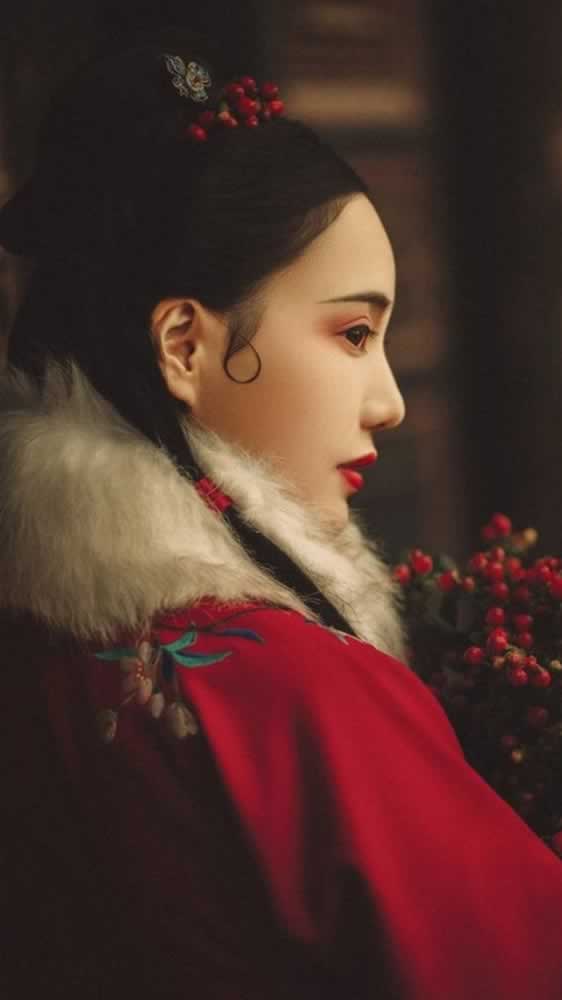 分手后学会这样坚持自我，他定会重新爱上你，撑不住地求着你复合_嘉待情感