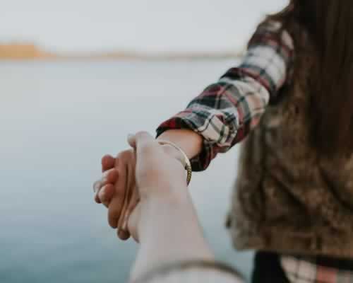 对方突然冷淡的原因分析-玫瑰婚恋恋爱网