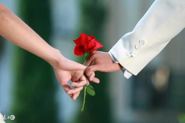 异地恋分手了，教你如何跨越距离进行挽回_嘉待情感