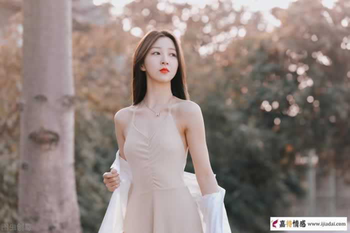 男人不爱了，会有三种冷漠的行为，及时止损_嘉待情感