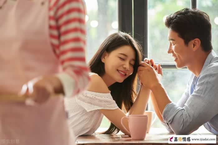 两性相处中女人命好，从敢发脾气开始_嘉待情感