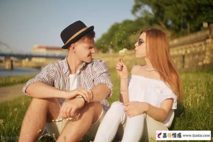 四五十岁女人花心的3个表现_嘉待情感