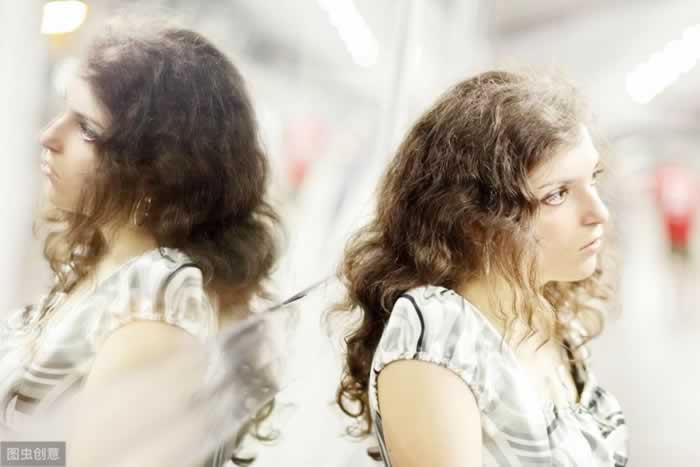 想要挽回前男友，就要改变自己，学着抛下这四样东西_嘉待情感