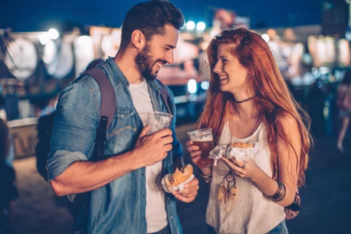 明明相爱的两个人，为何却要分开？_嘉待情感