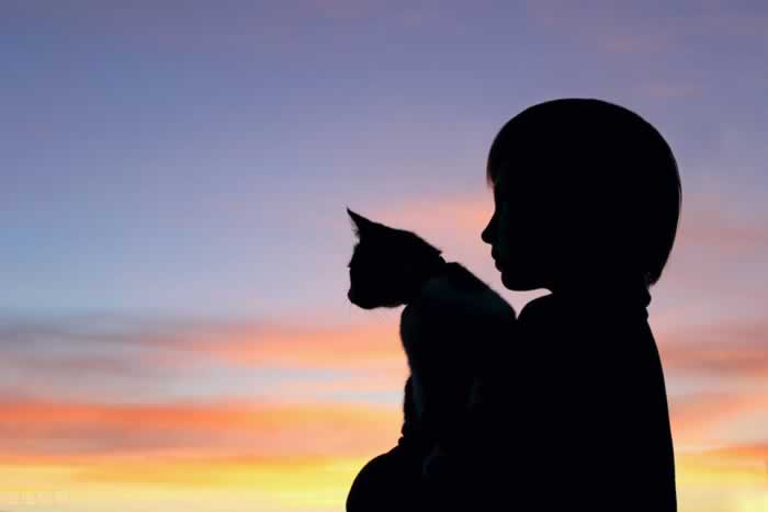 因为从小缺爱，恋爱总是用力过猛，3个方法助你改变_嘉待情感