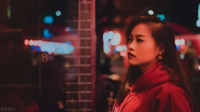 男人不回你消息怎么办：“冷处理”三原则，女人越冷，男人越爱_嘉待情感