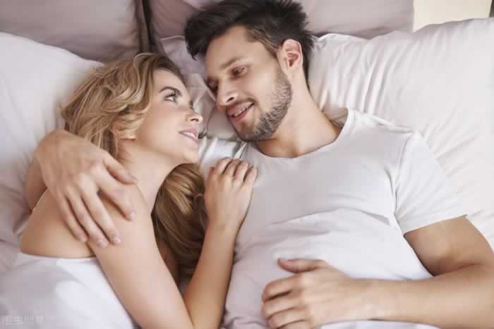 无性婚姻：连床都不上了，还靠什么维系感情？_嘉待情感