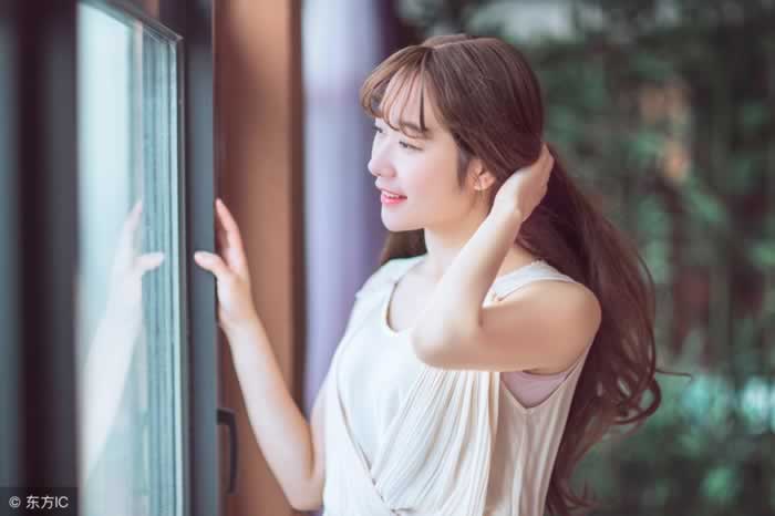 对那些不拒绝，暧昧不清的人该怎么办？要不要挽回呢？_嘉待情感