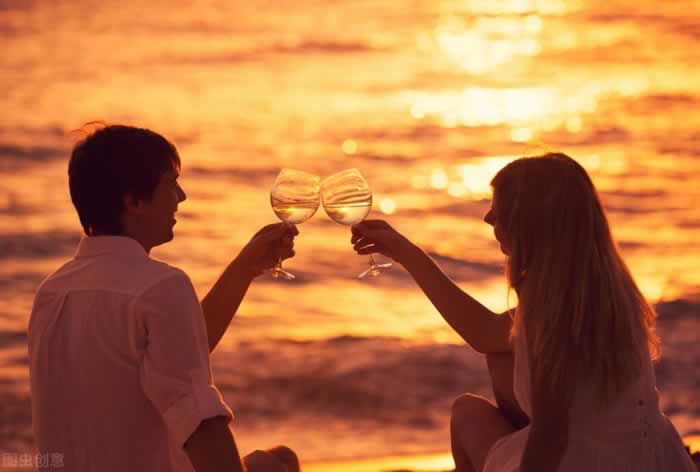 要让对方听到看到感受到，彼此都在付出的爱才能永恒_嘉待情感