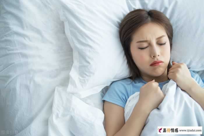 哪种女人，你不联系，她就不主动？_嘉待情感