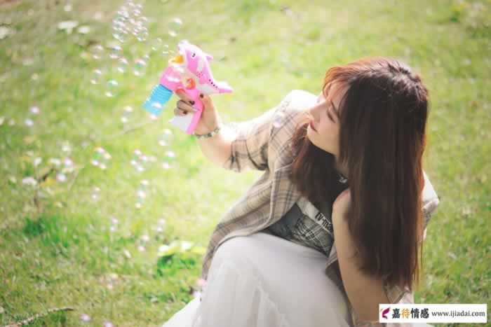 男人婚后过得好不好，一身行头全知道_嘉待情感