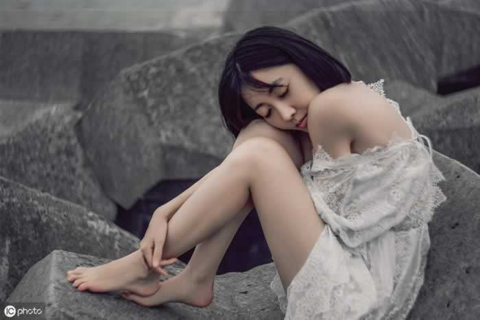 想要挽回男友，女人首先要学会反思和提升！_嘉待情感