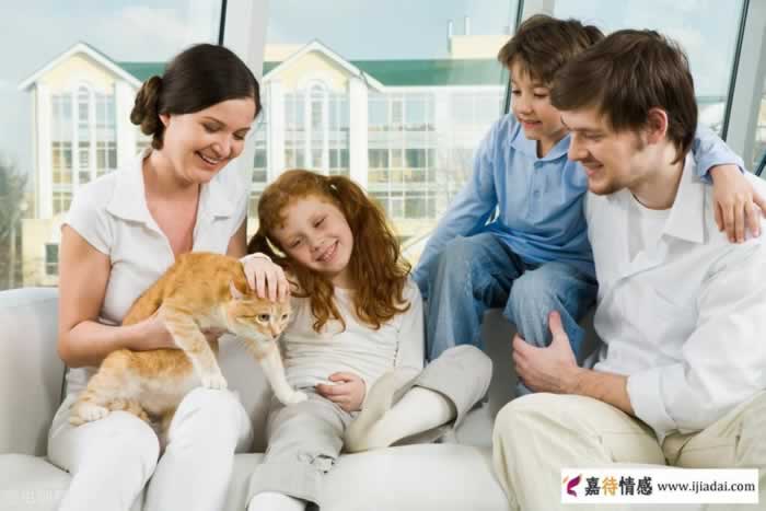 打一辈子光棍，都不能娶的2种女人_嘉待情感