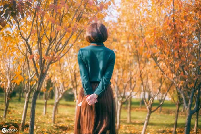 和男友即将异地，不想分开，要如何做才能把握住这段感情？_嘉待情感