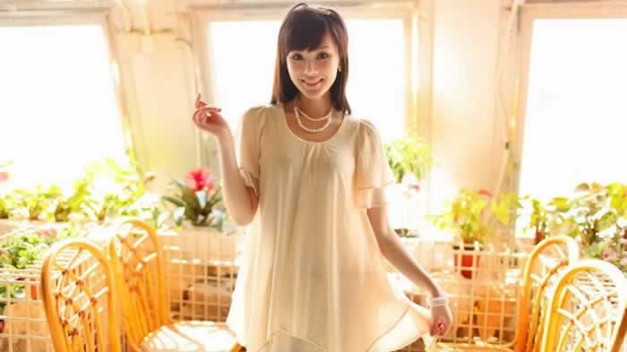 能够挽回男人的绝对不是你的卑躬屈膝，学会这3招让他主动追求你_嘉待情感