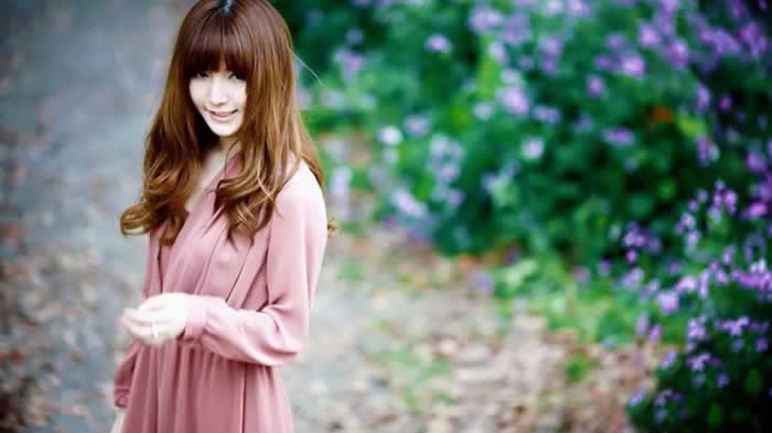 能够挽回男人的绝对不是你的卑躬屈膝，学会这3招让他主动追求你_嘉待情感