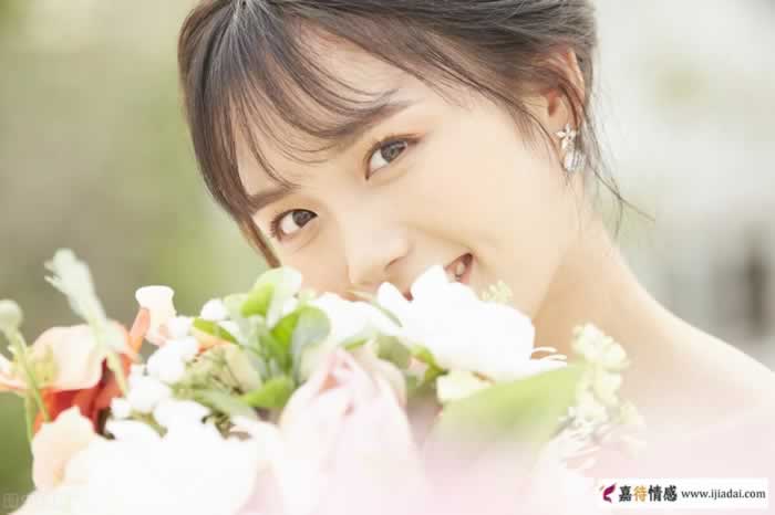 女人害怕失去深爱的男人，会有这3种行为_嘉待情感