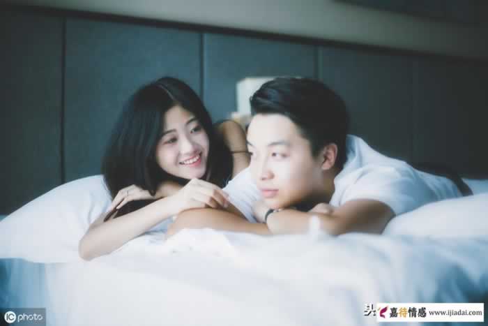 男友很物质，但他很舍得为我花钱，这样的男友能嫁吗？_嘉待情感