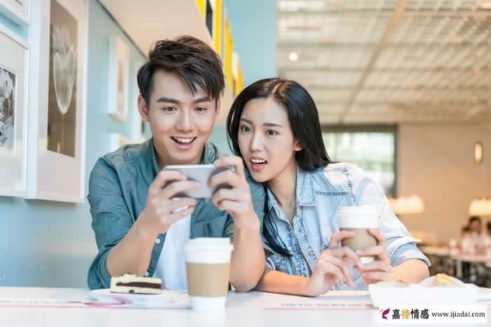 女人在这3个方面越舍得，男人越爱不释手_嘉待情感