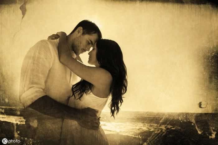 焦虑型人格的女生，如何利用“愧疚感”挽回心爱的男人？_嘉待情感