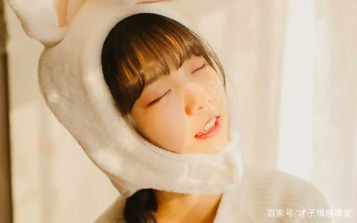 异地恋，聊天没话题怎么办？_嘉待情感