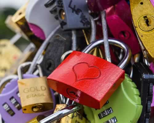 婚后男人别对女人说这三句话，句句伤人心影响夫妻感情-玫瑰婚恋恋爱网