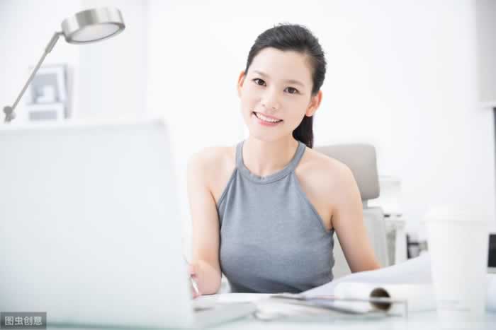 男人出轨的几个征兆，早知道早挽回！_嘉待情感