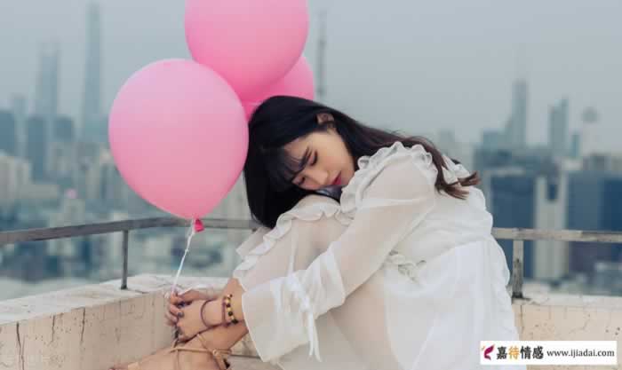 男人的“虚假性”行为，正在消磨女人的心智_嘉待情感