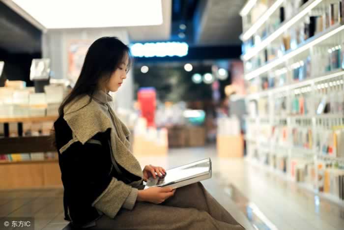 这才是男人喜欢的挽回方式！_嘉待情感