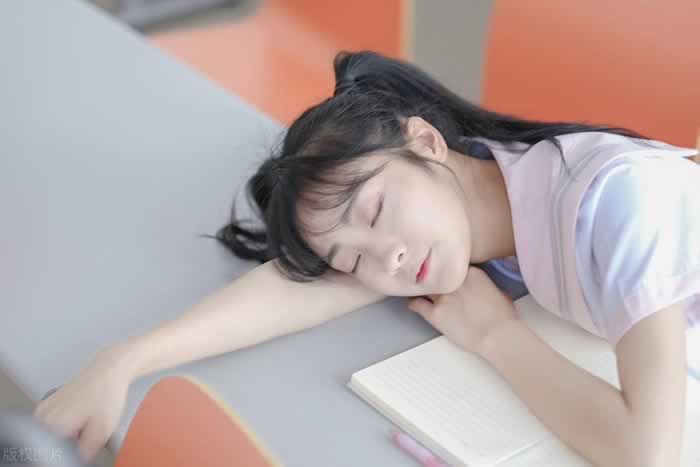 女人想要的浪漫，在男人眼里是什么？_嘉待情感