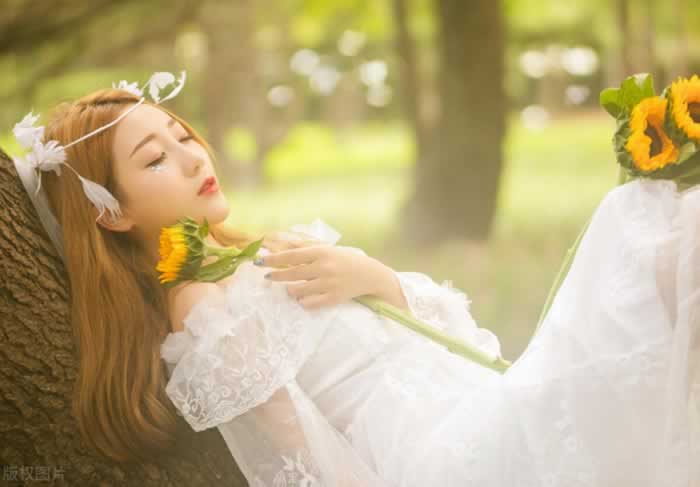 绿茶女的三大受宠秘籍:如何抓牢男人心?_嘉待情感 绿茶女的三大受宠秘籍:如何抓牢男人心?_嘉待情感