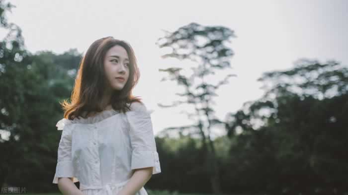 绿茶女的三大受宠秘籍:如何抓牢男人心?_嘉待情感 绿茶女的三大受宠秘籍:如何抓牢男人心?_嘉待情感