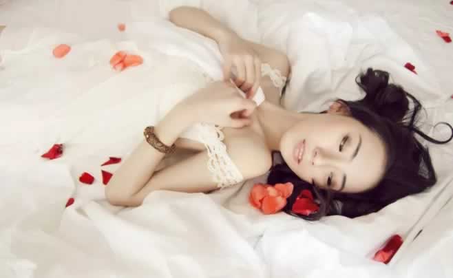 挽回，一定要有尊严，不能单纯凭借对方一句复合的话！_嘉待情感