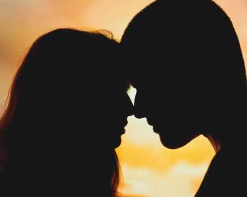 初恋重逢毁掉婚姻的教训，已婚女性需警惕旧情复燃-玫瑰婚恋恋爱网