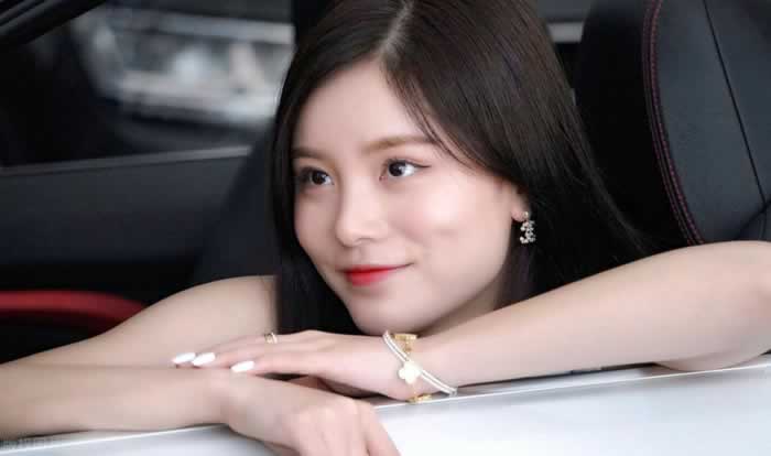 男人对你忽冷忽热，到底是在想什么？_嘉待情感