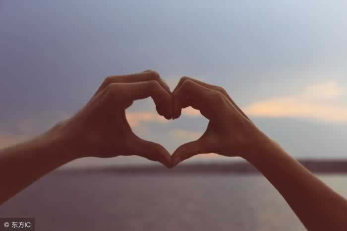 挽回男友，如何迈出联系对方的第一步？_嘉待情感