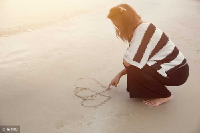 男人想你想得快“疯掉”时，会有的三大表现_嘉待情感