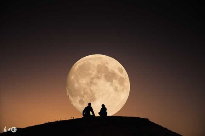 发个朋友圈也能撩人?看看挽回大师怎么指导朋友圈建设_嘉待情感 发个朋友圈也能撩人?看看挽回大师怎么指导朋友圈建设_嘉待情感