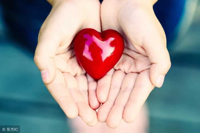 男友累了冷战分手，该如何挽回爱情？_嘉待情感