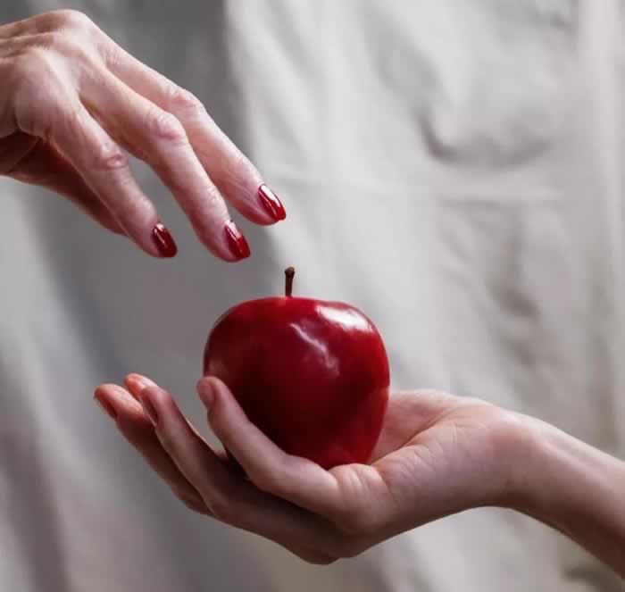 《Maturitas》杂志：进入更年期的女人更容易抑郁？_嘉待情感