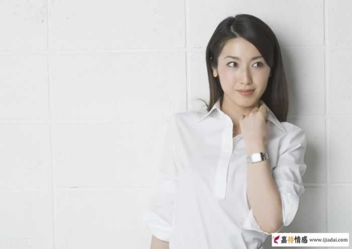 女人到中年，对感情的态度会特别明显_嘉待情感