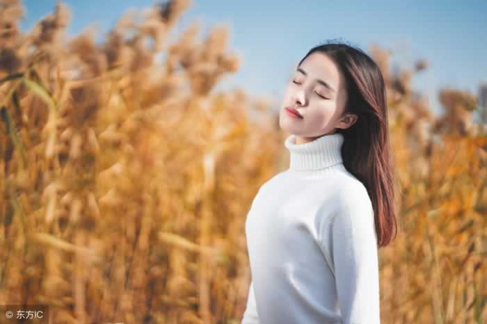 女生想要挽回就不要主动吗？_嘉待情感