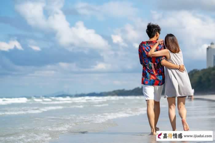 为什么你那么“贤妻良母”，却丝毫抓不住男人心？别拿付出当锁链_嘉待情感