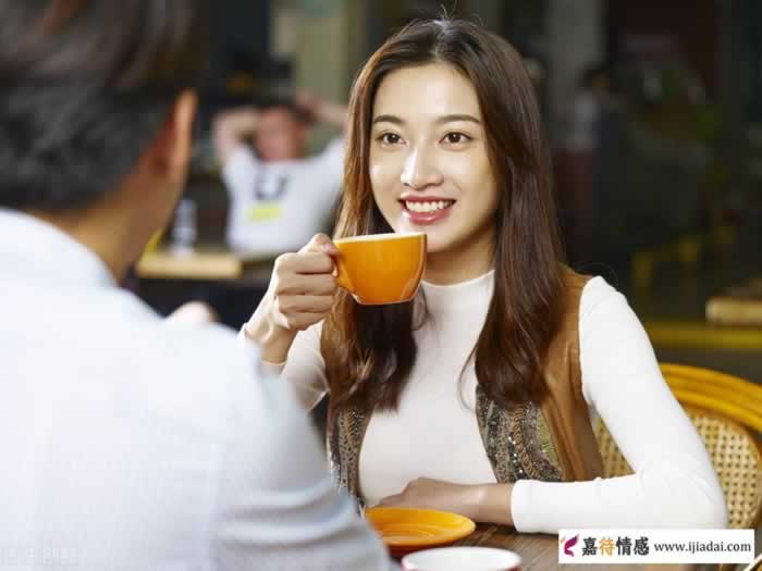 “我想在车里静静”，男人下班不爱回家？两招让男人归心似箭_嘉待情感