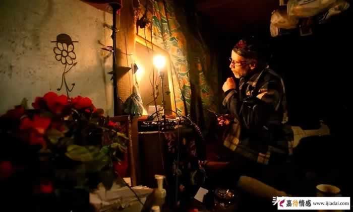 抓住一个女人离婚后的心理，就等于抓住了挽回妻子的最佳时机_嘉待情感