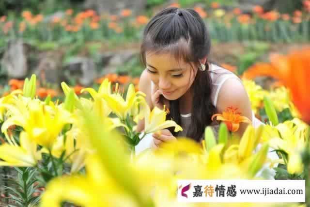 放下一个人，“断联”是下策，为自己设下这样的“套路”才是上策_嘉待情感