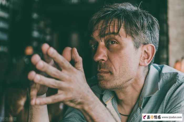 这些男人总是喜欢自打嘴脸？_嘉待情感